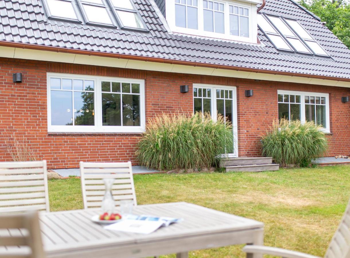 Haus Watthus - Wohnung Paradies Nebel Exterior foto